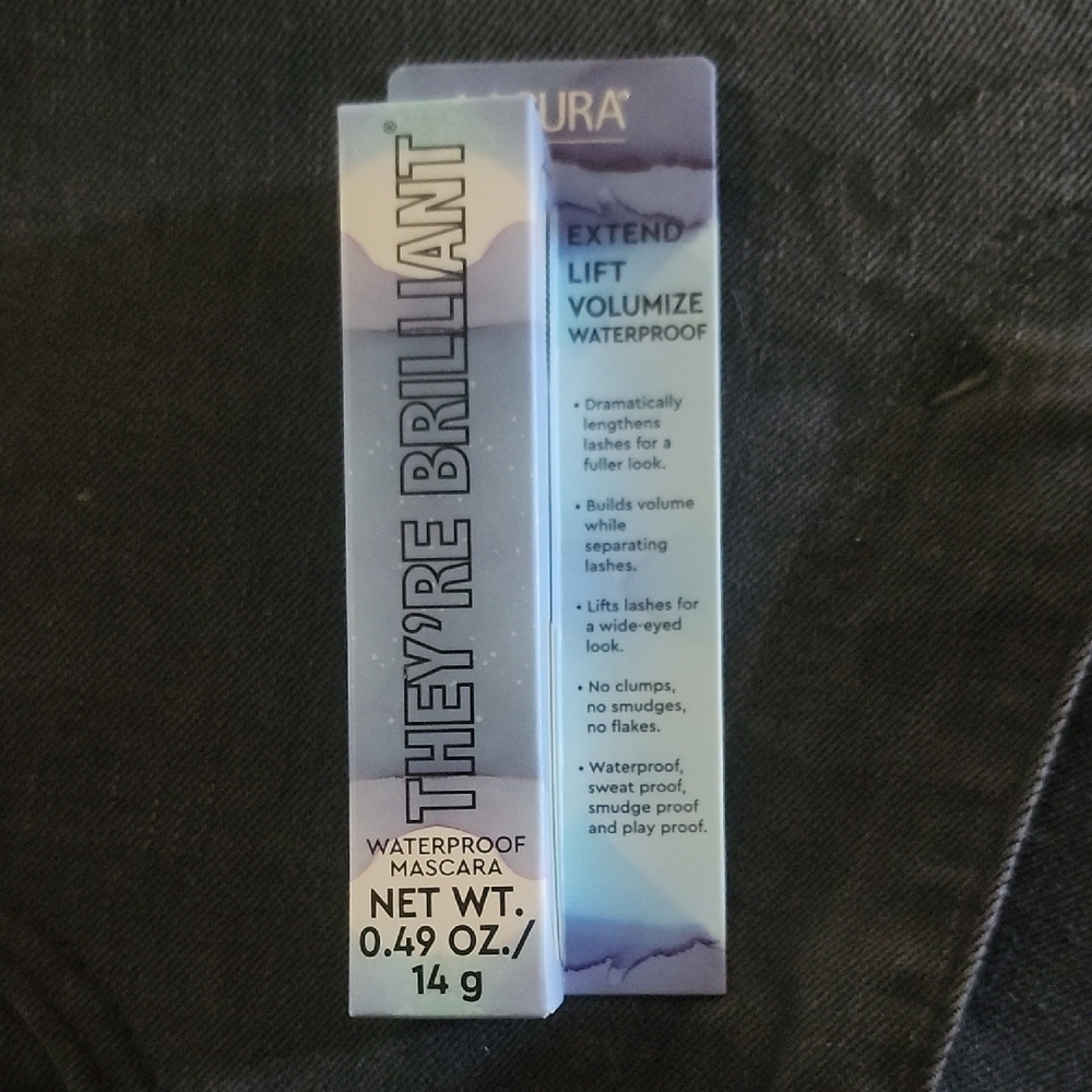 Aura They're Brilliant Mascara - Black
